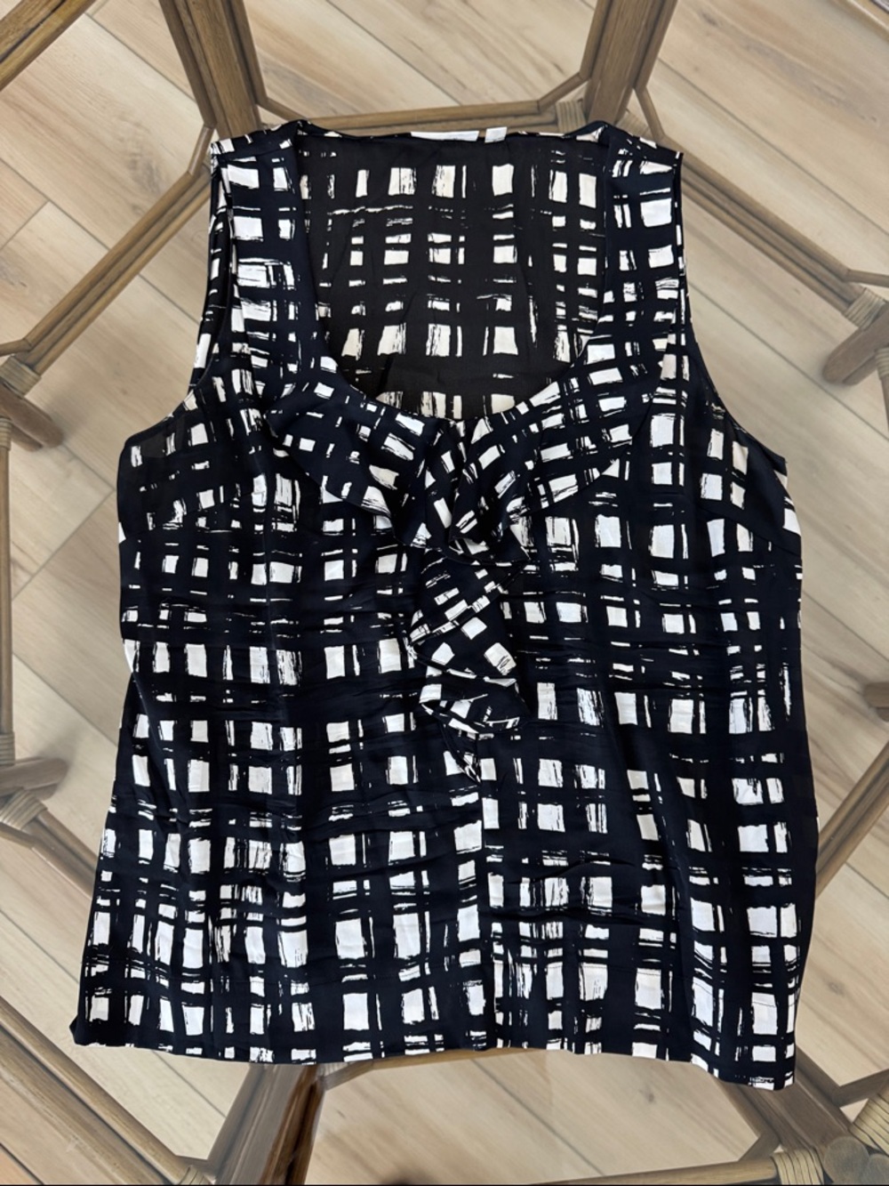 Halogen Black and White Grid Ruffle Front Tank